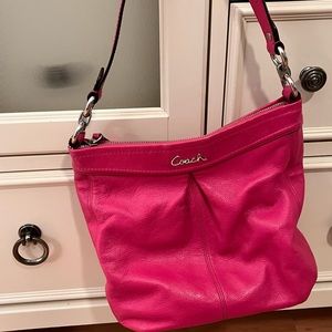 HOT PINK COACH BAG FOR WOMEN 👛
